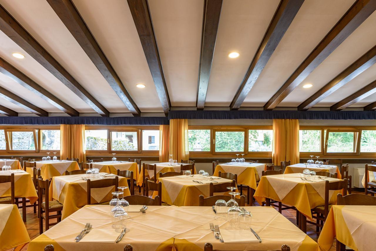 Hotel Appennino 菲乌马尔博 外观 照片