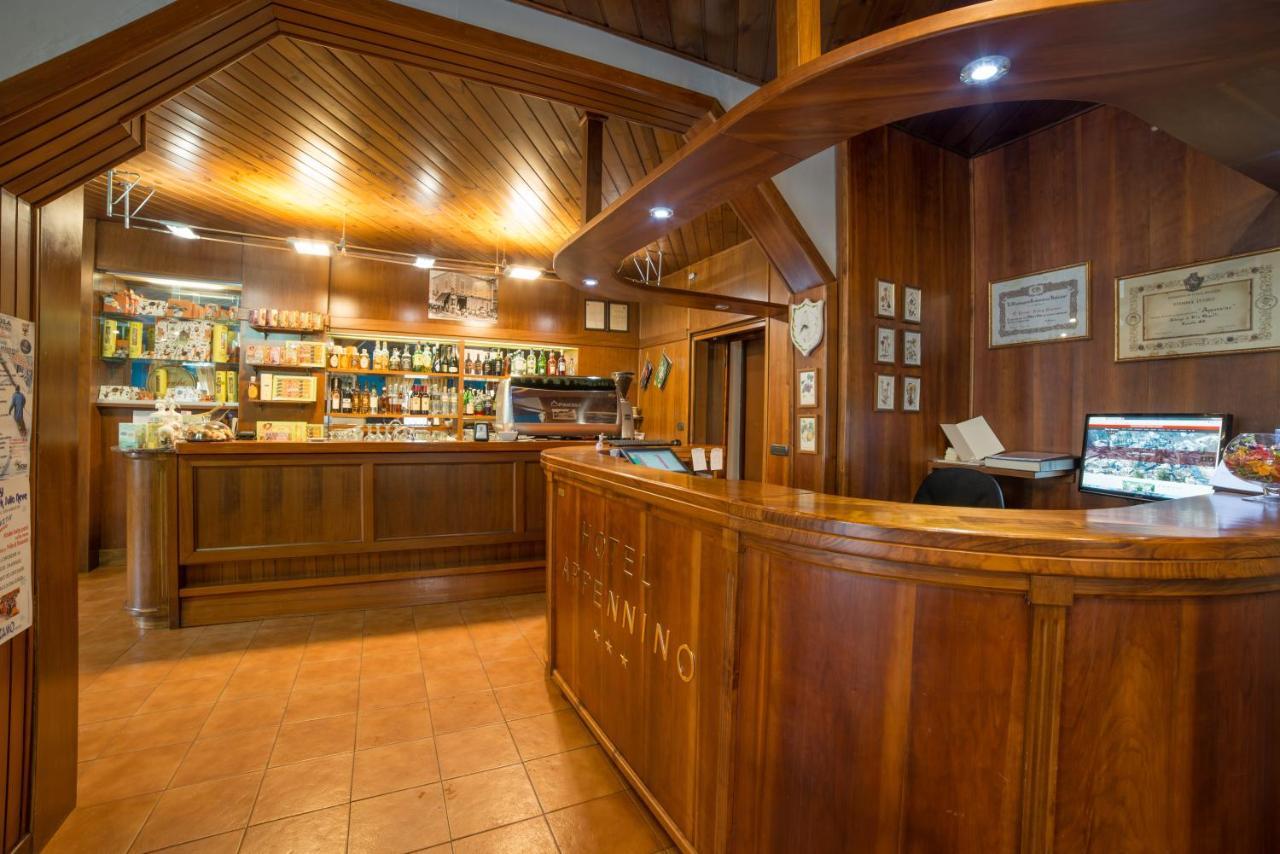 Hotel Appennino 菲乌马尔博 外观 照片