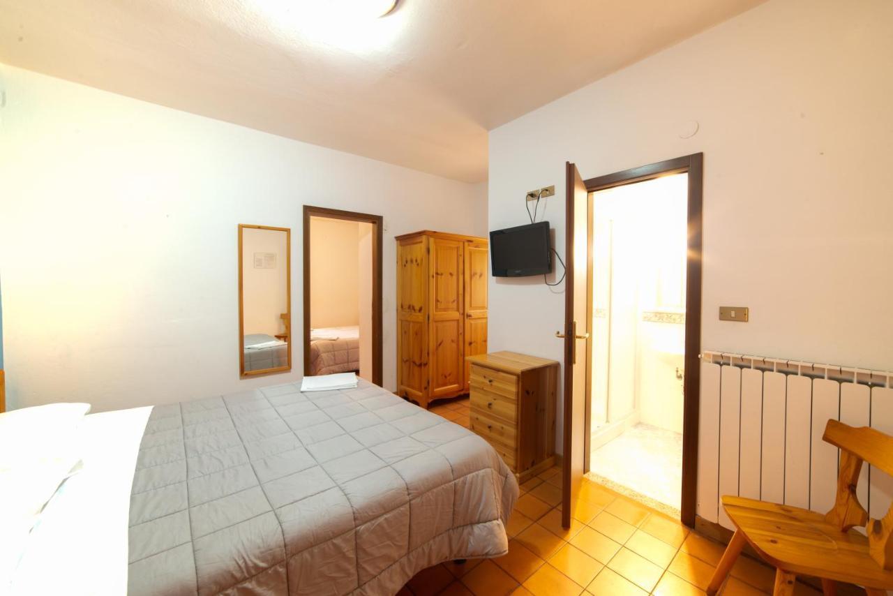Hotel Appennino 菲乌马尔博 外观 照片