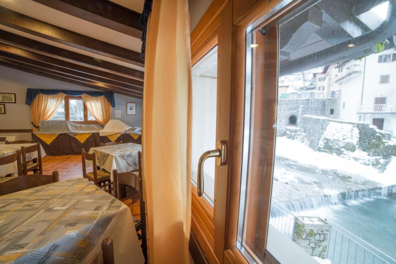 Hotel Appennino 菲乌马尔博 外观 照片