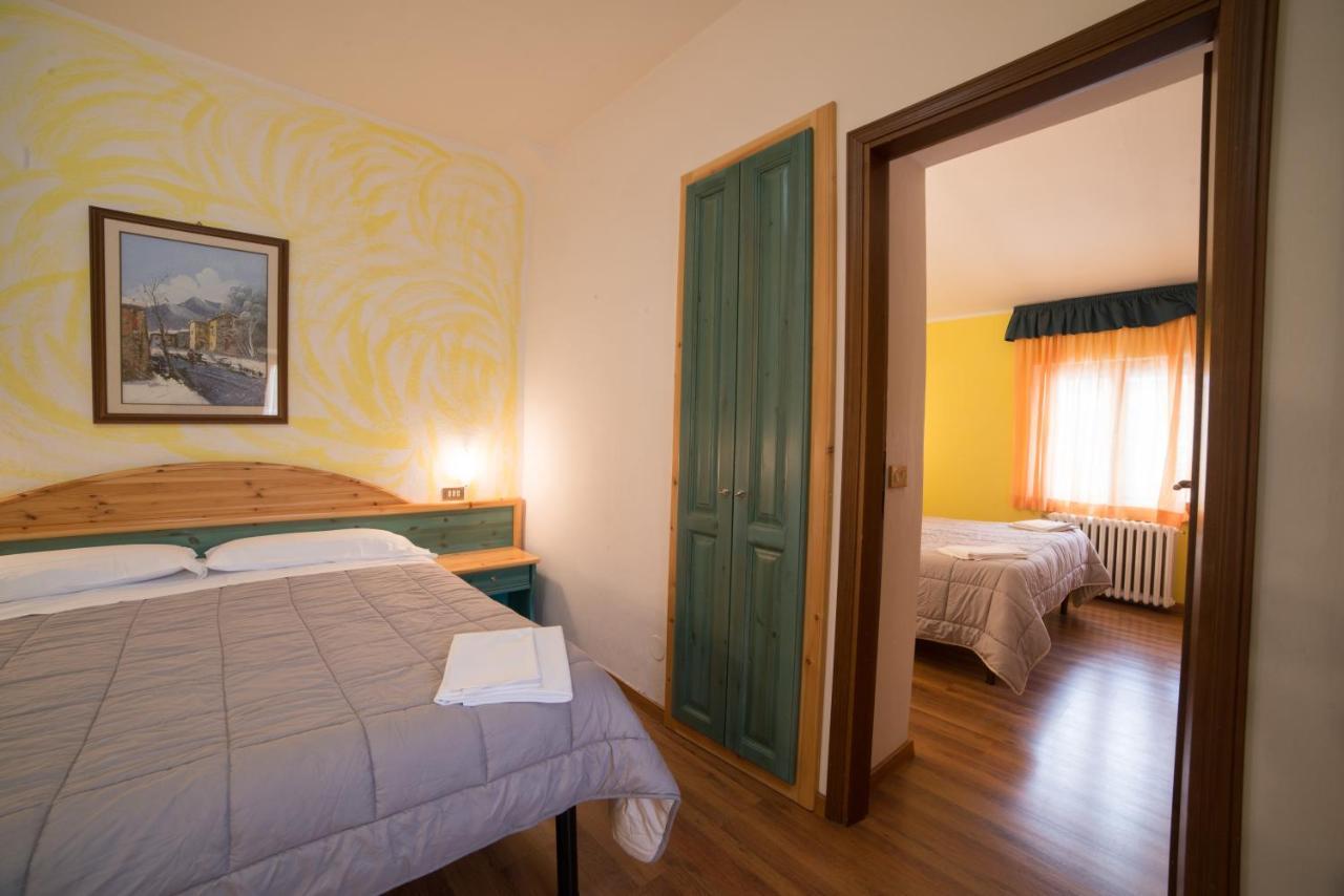 Hotel Appennino 菲乌马尔博 外观 照片